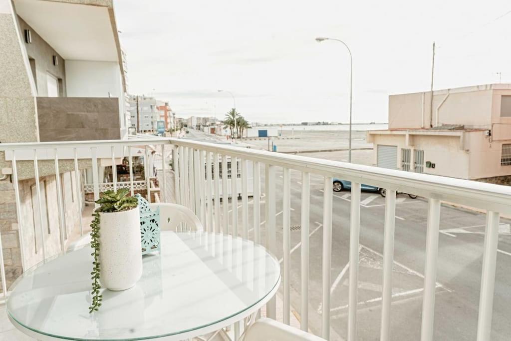 Apartamento Frente Al Mar, Familiar Y Acogedor. Santa Pola Dış mekan fotoğraf